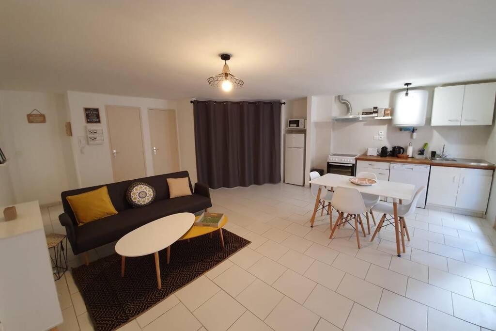 Apartament Historical Center Of Pézenas Zewnętrze zdjęcie